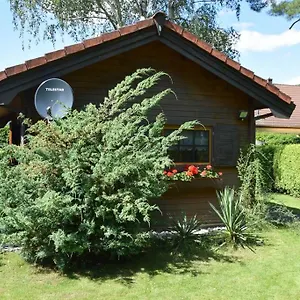 Gemütliches Blockhaus, Waldblick, Nähe Ber/sxf Ferienhaus
